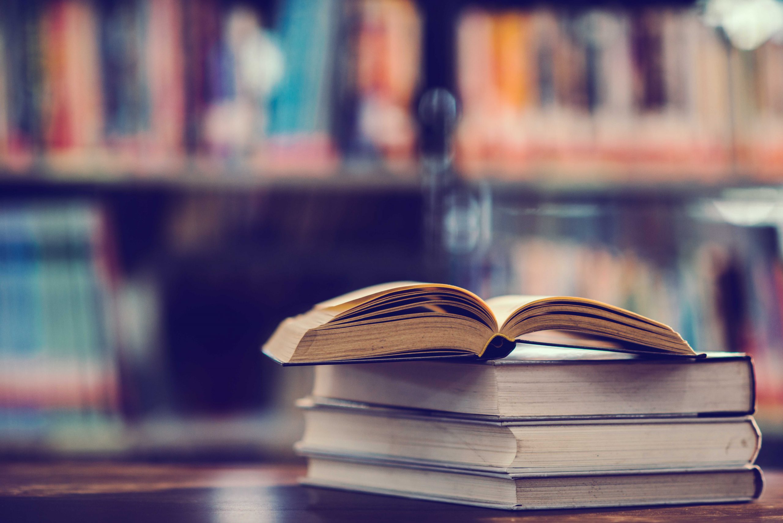Top 6 JavaScript Books for Beginners & Experts